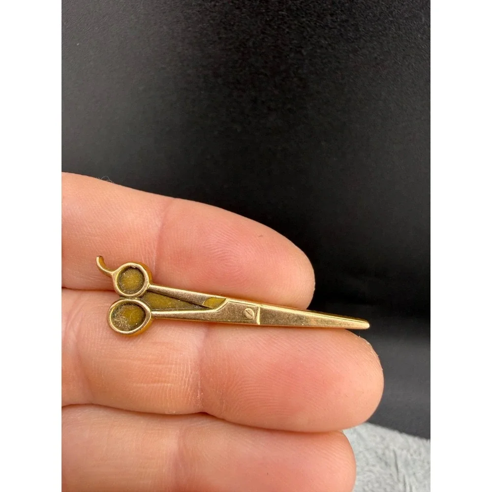 Vintage Gold Filled Scissors Brooch‎ CIO Barber Gift